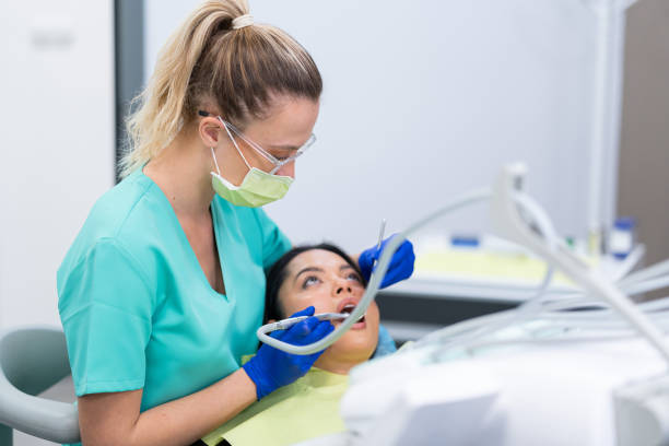 Best Emergency Dentist for Knocked-Out Tooth in St Louis, MI